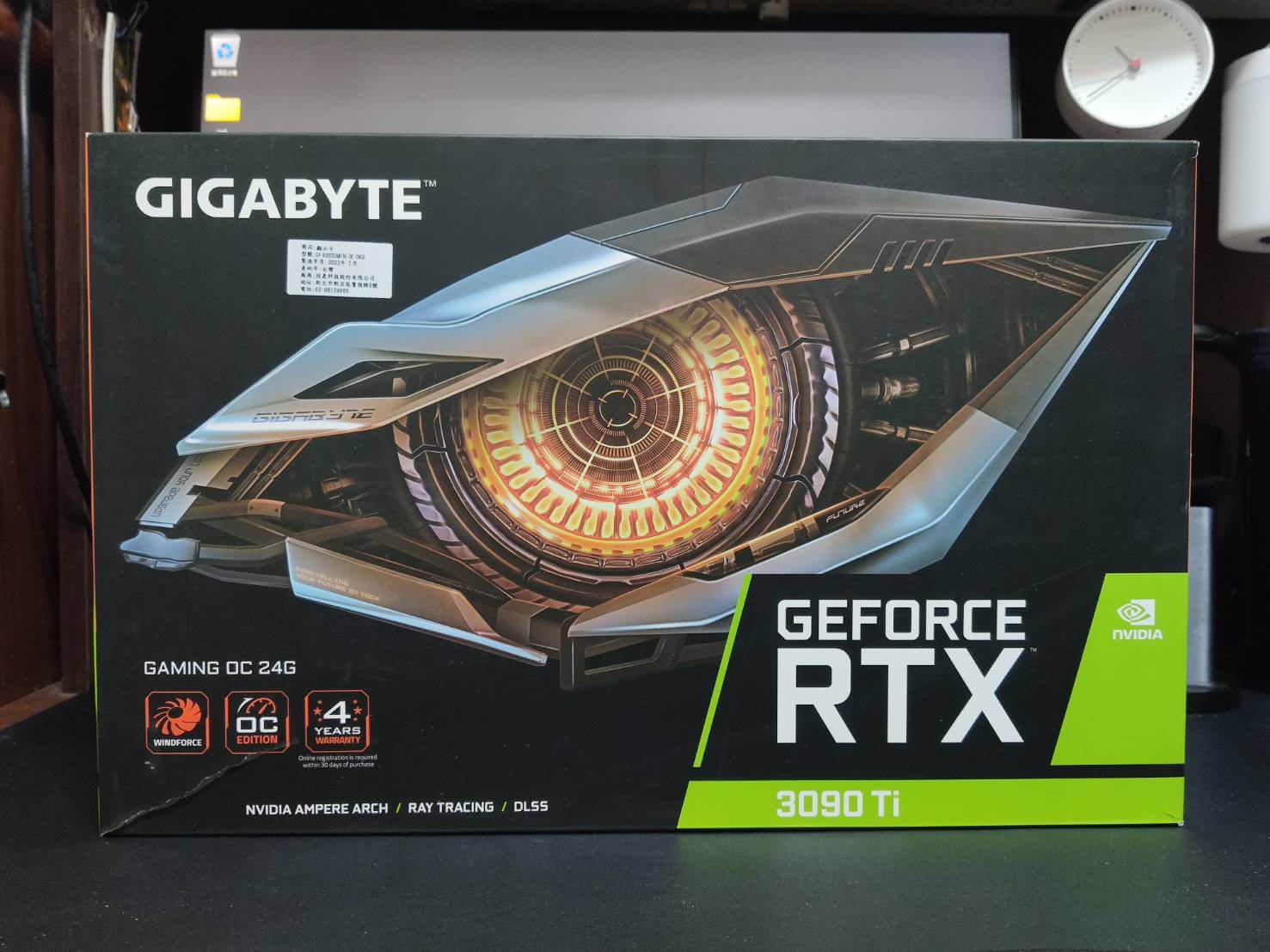 在臉書社團收到的二手 3090 TI,我還特地跑去新竹面交